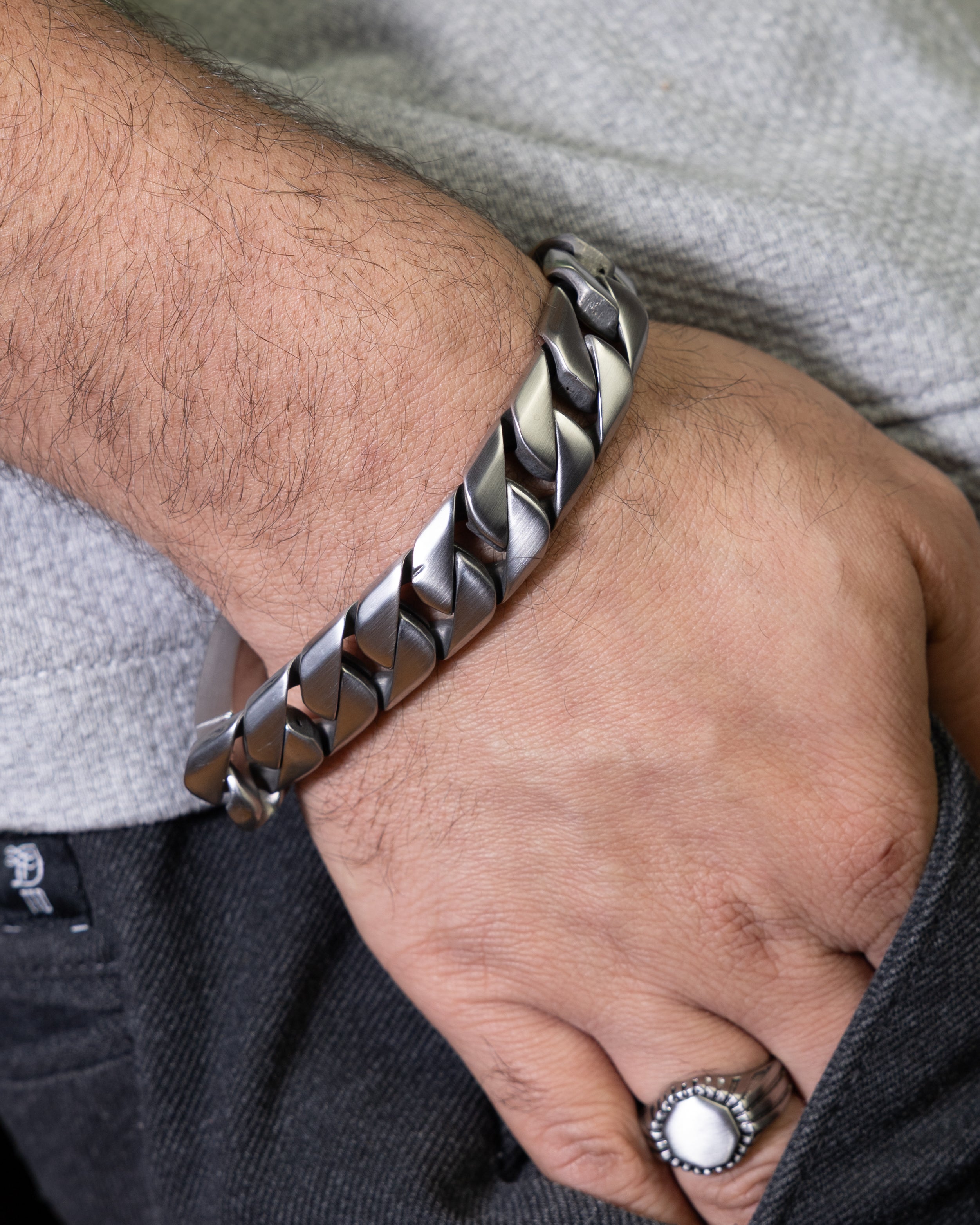 Alpha - Armband