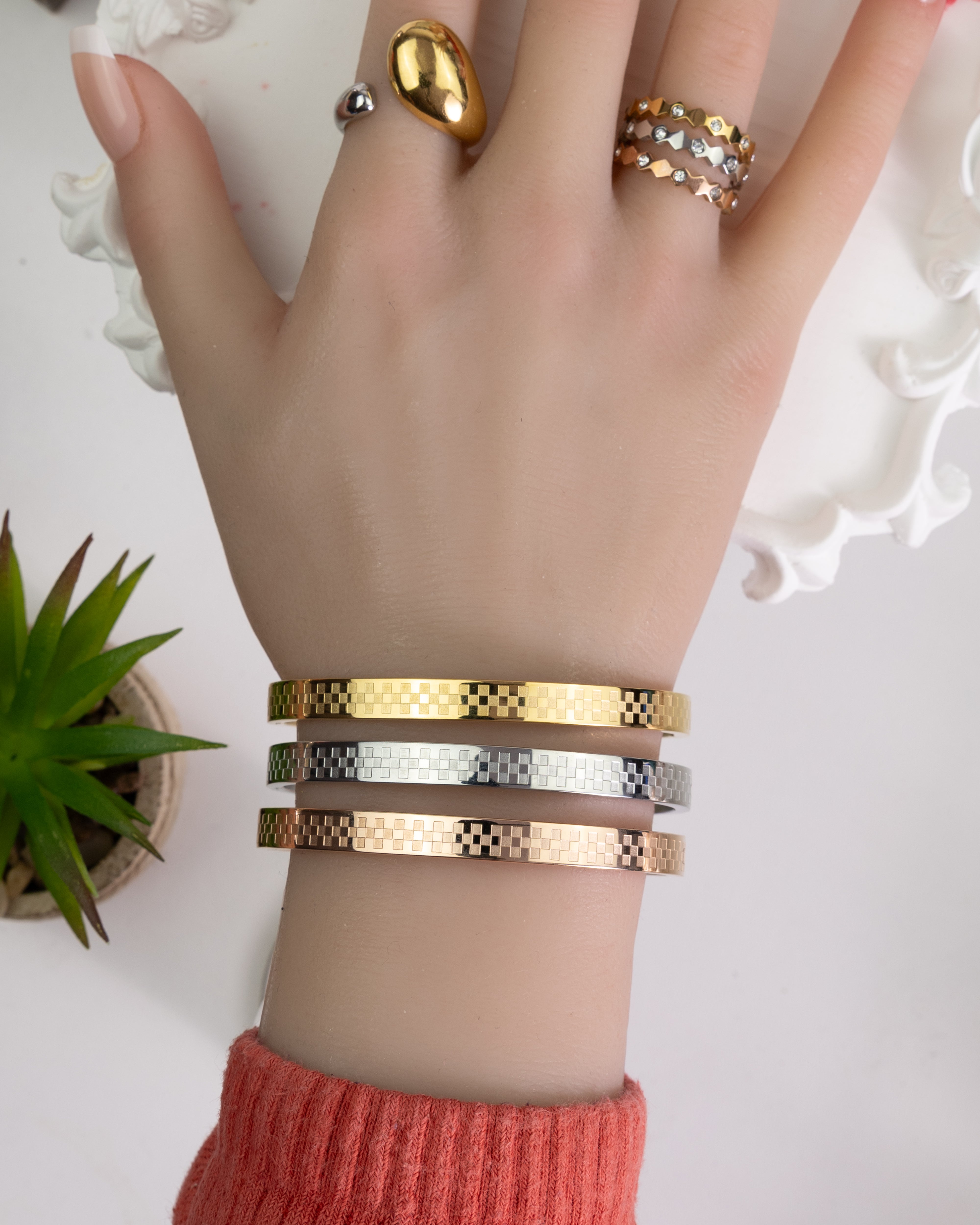 AXRA-Quadrate Armband-Kollektion
