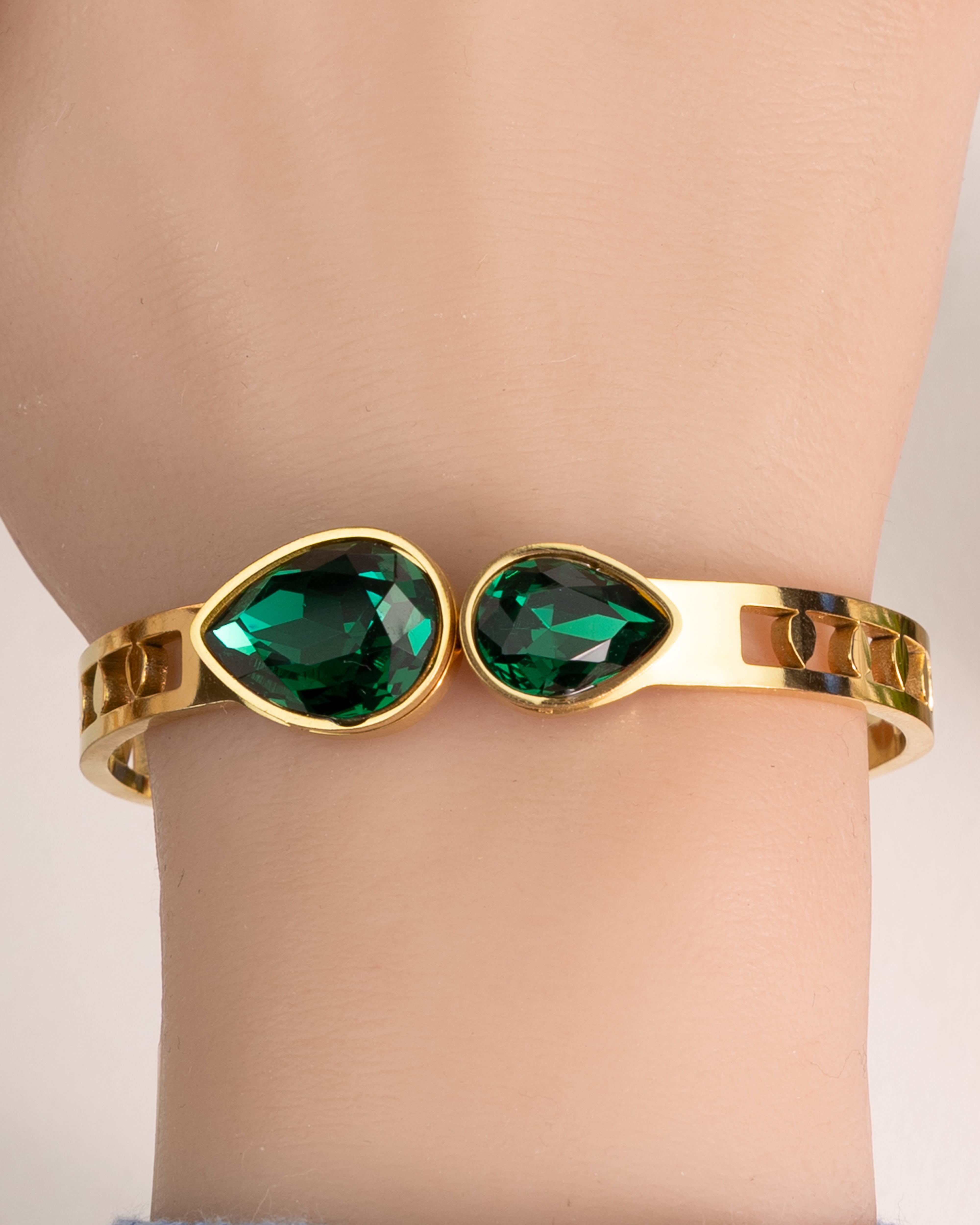 CARO-Regenbogen Armband