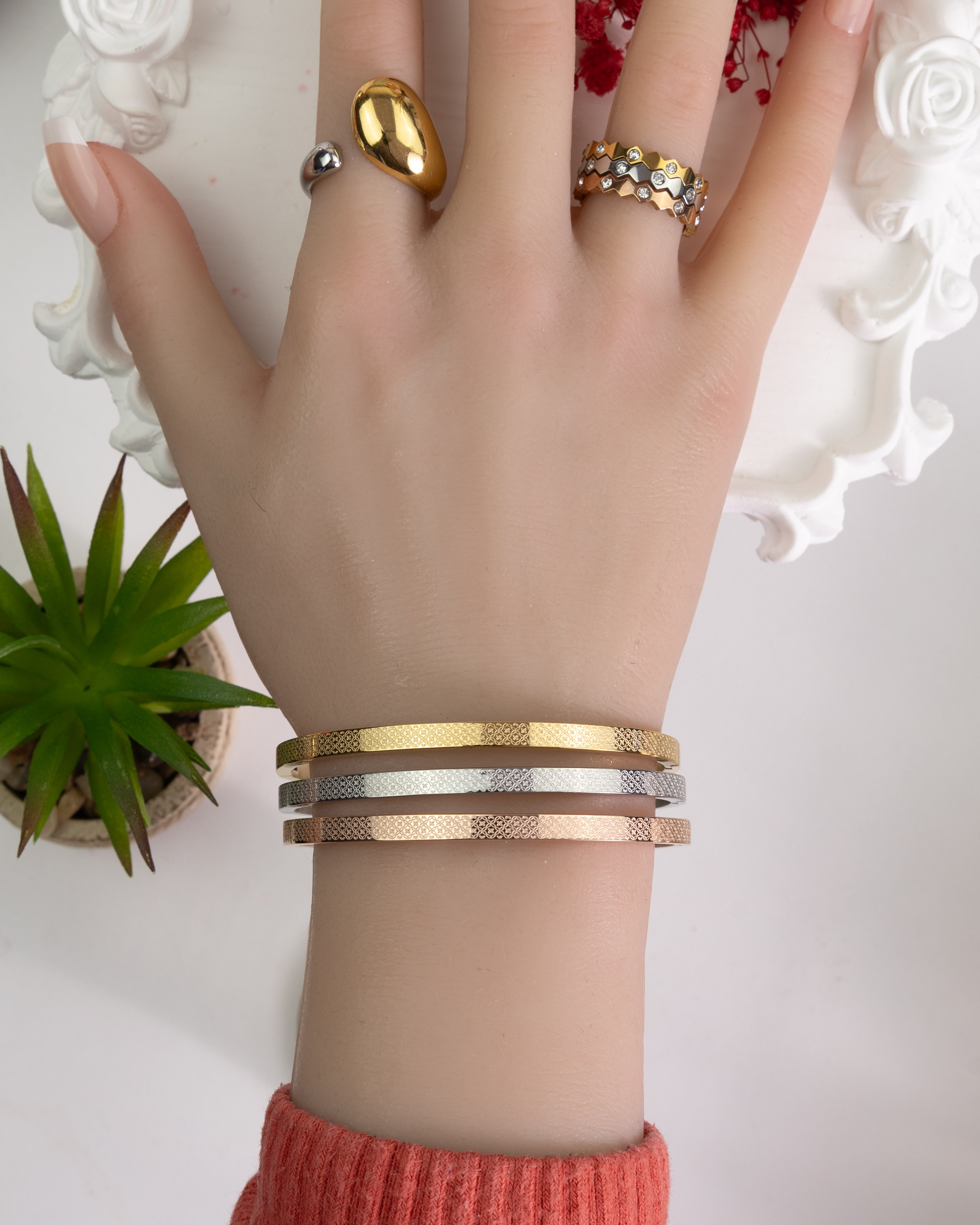 WARDA-Rosen Armband-Kollektion