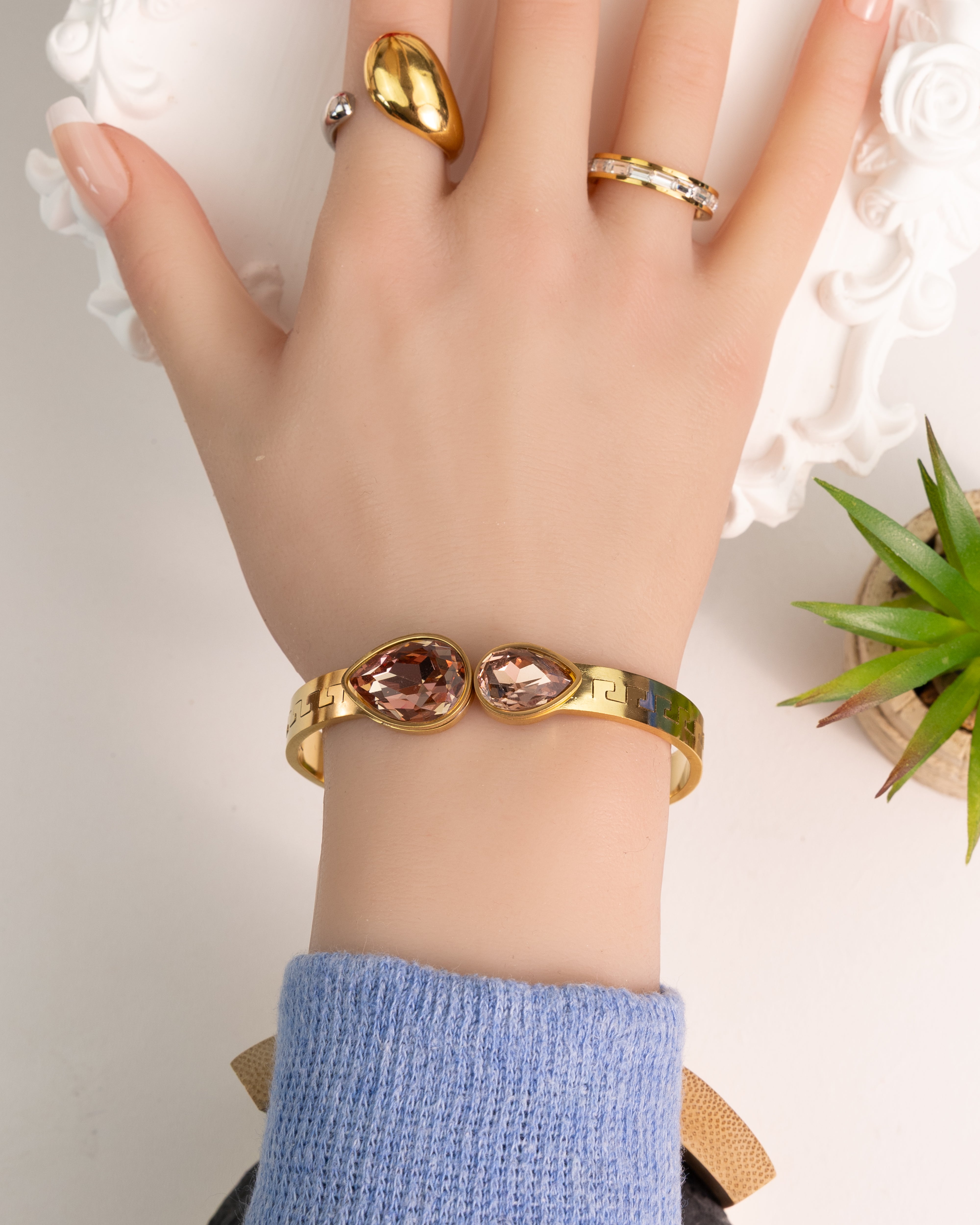 CARO-Regenbogen Armband