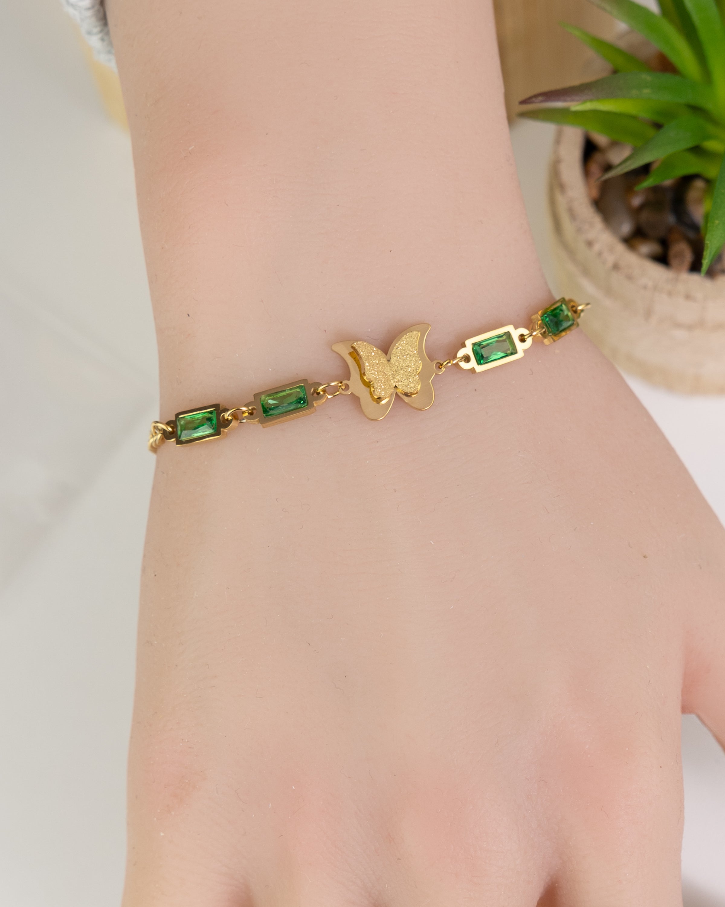 LOXE-Elegance Butterfly Bracelet