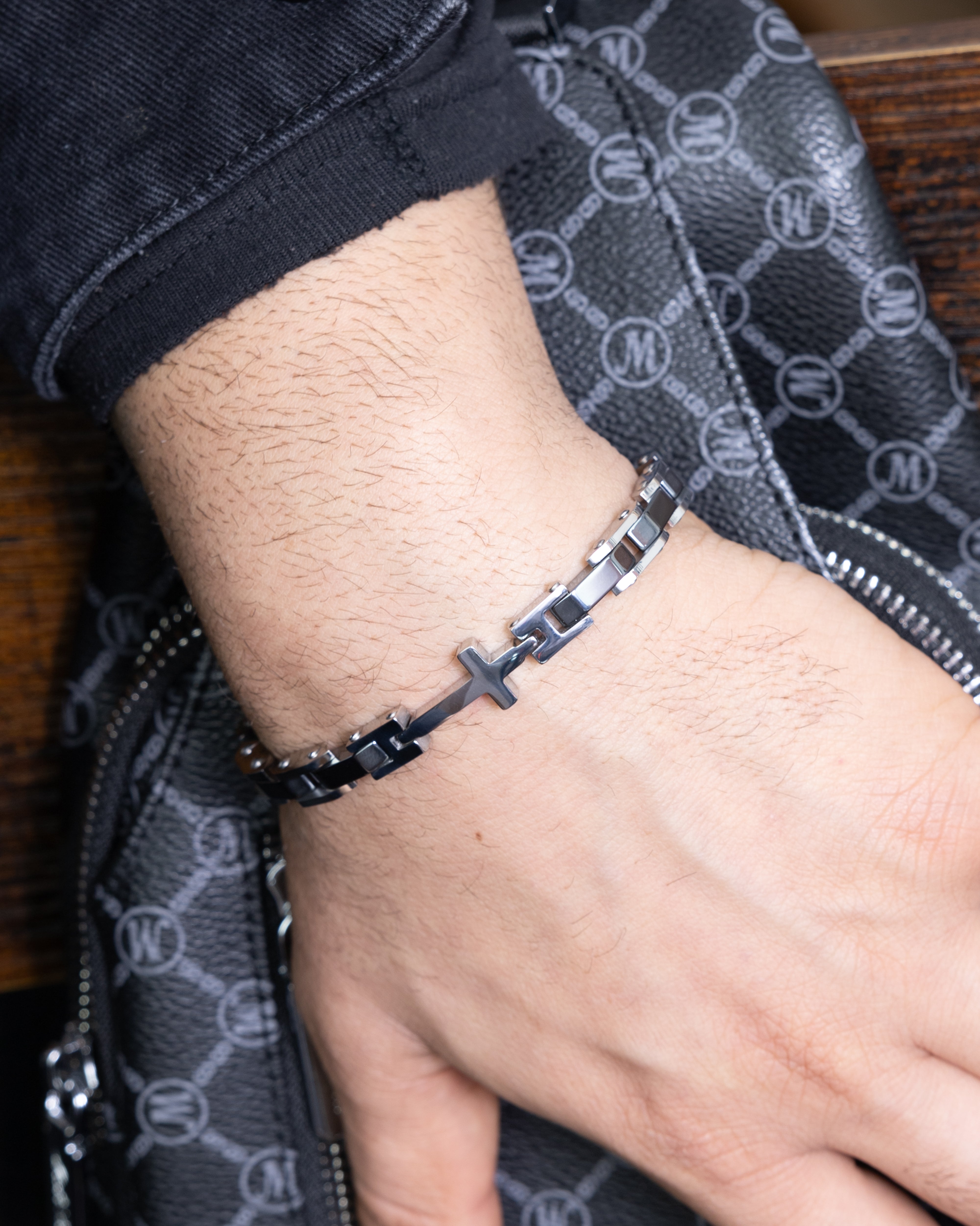 Cross Steel