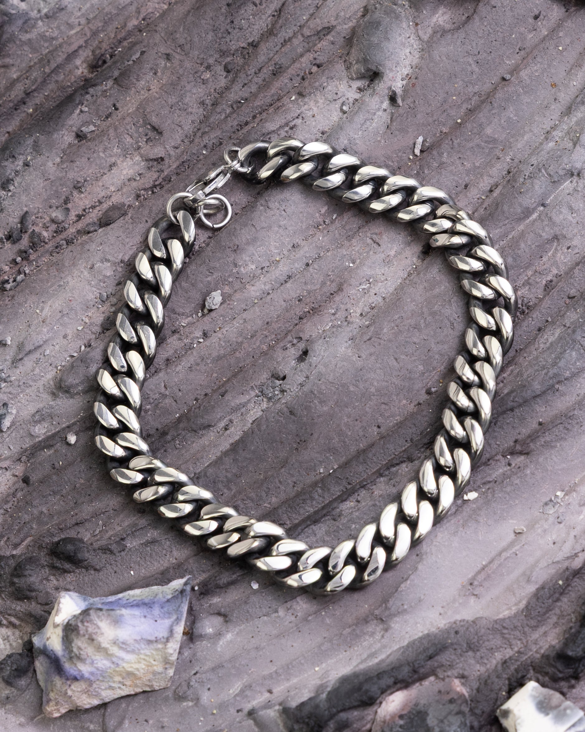 ZORO-Steel Flow Armband
