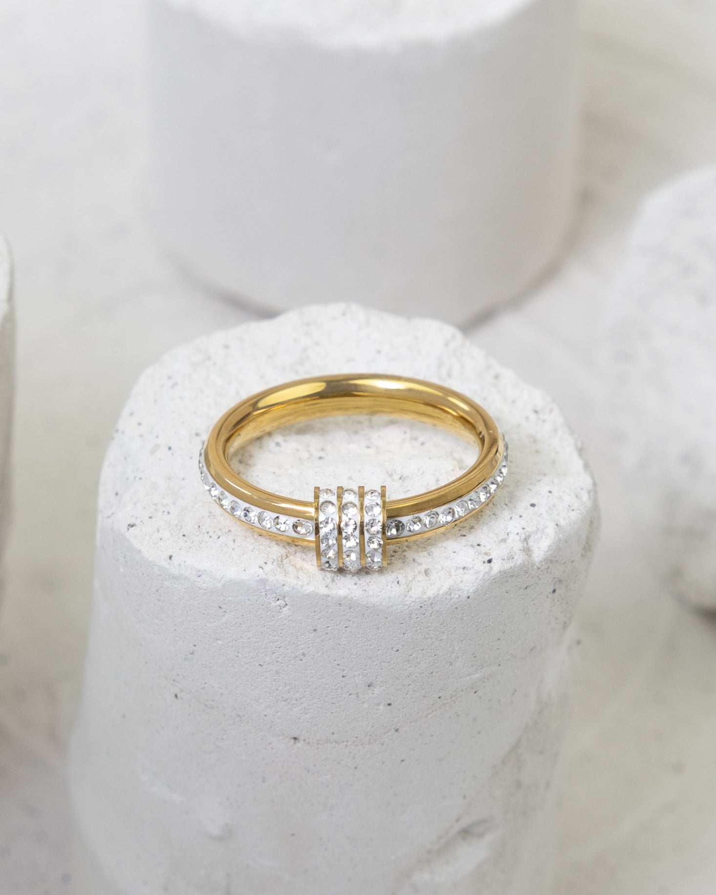 Triple Radiance Axis Ring - Glanzor