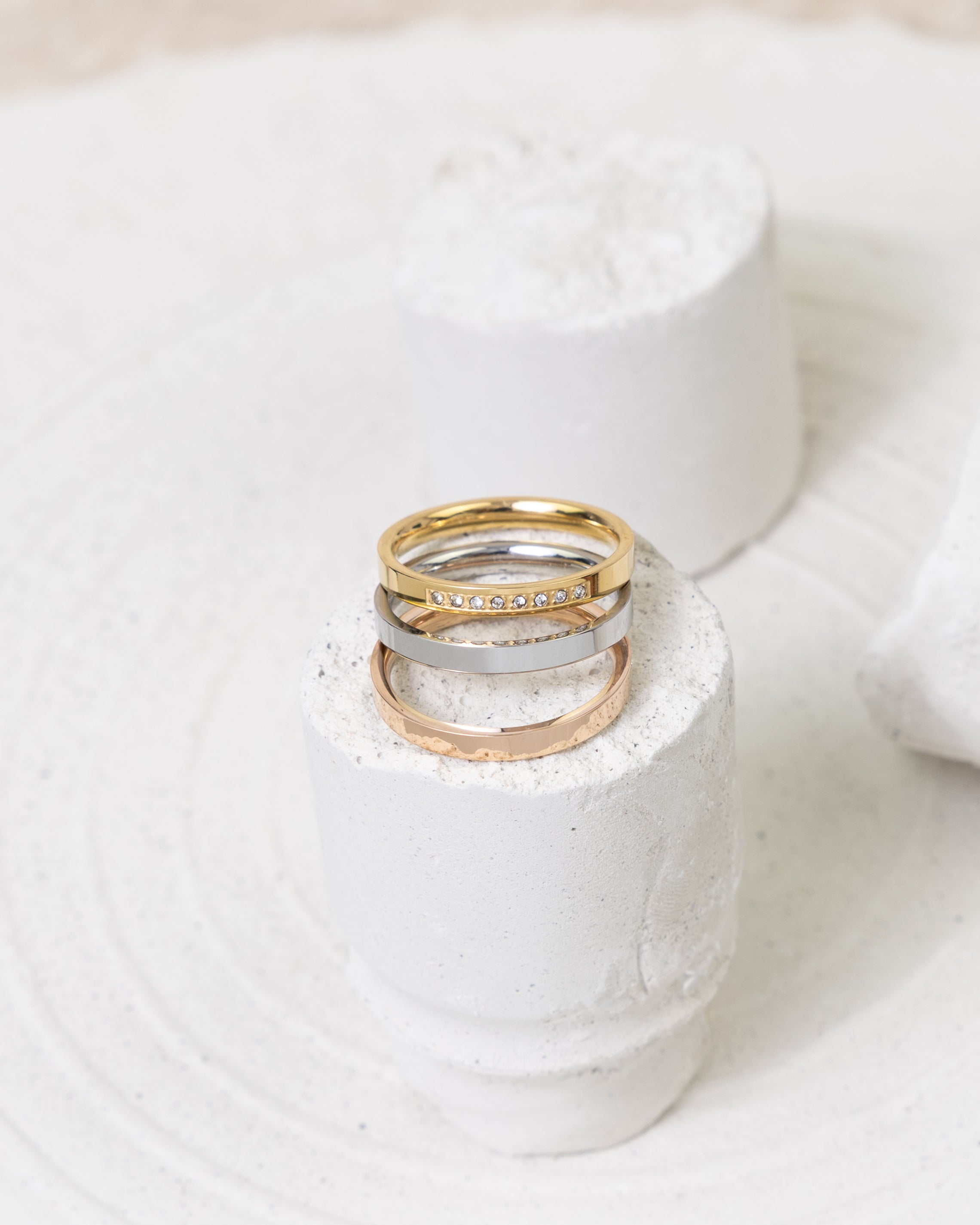Tricolor Harmony Stackable Rings - Glanzor