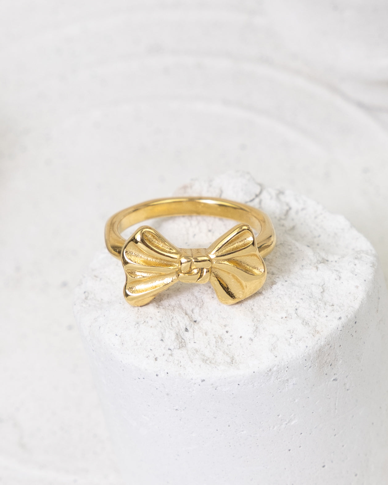 Gilded Bow Affinity Ring - Glanzor