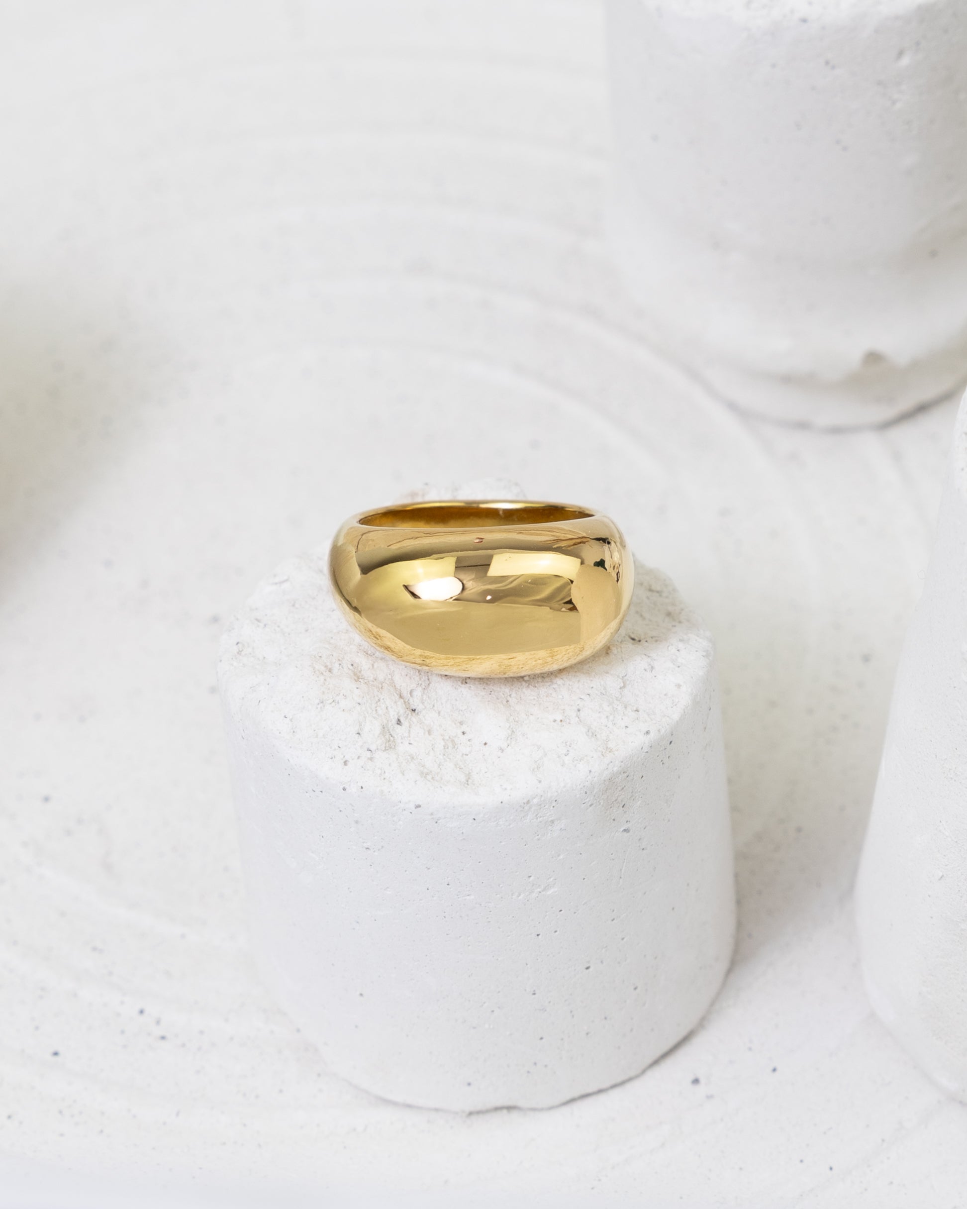 Luminous Dome Statement Ring - Glanzor