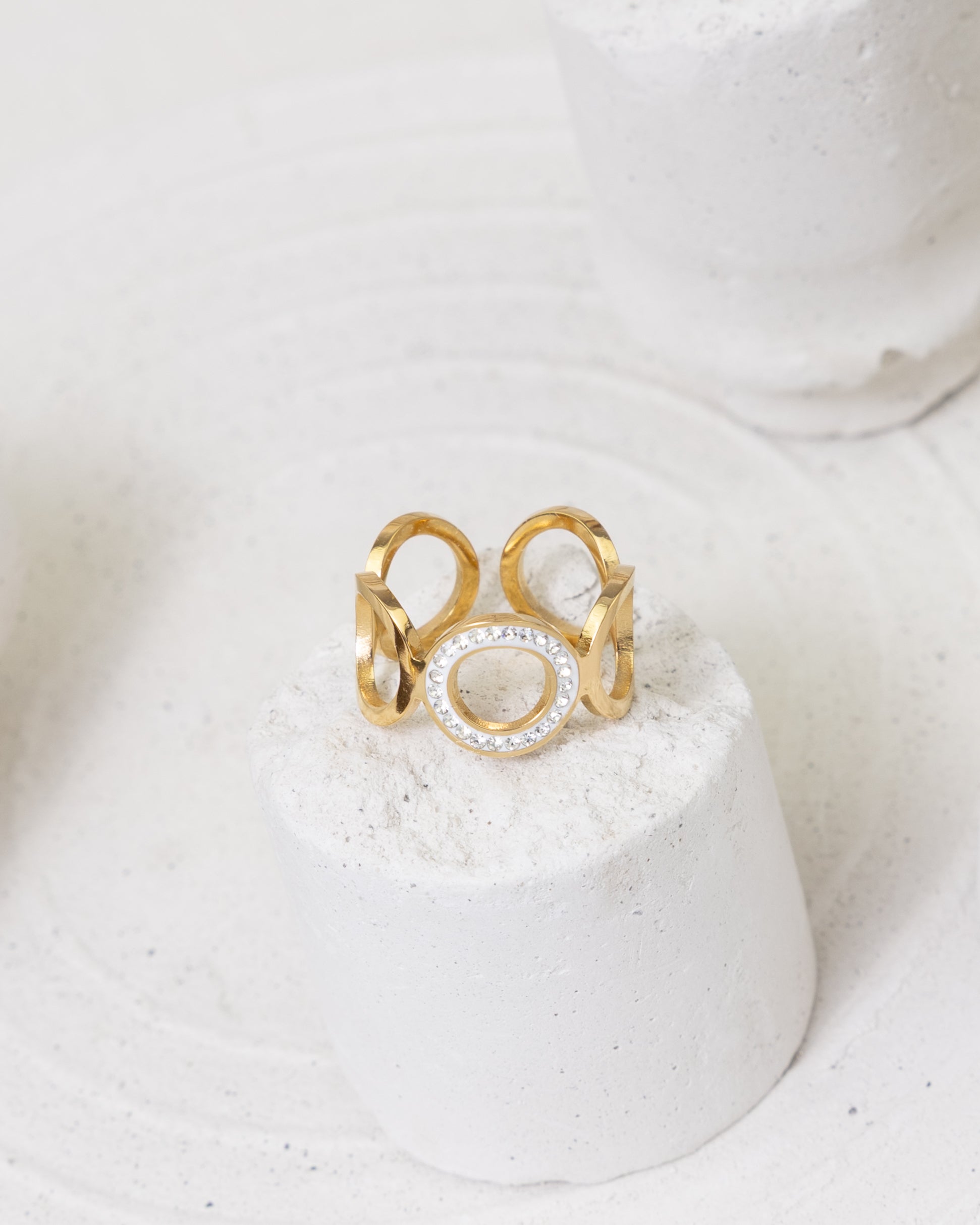 Celestial Orbit Crystal Ring - Glanzor