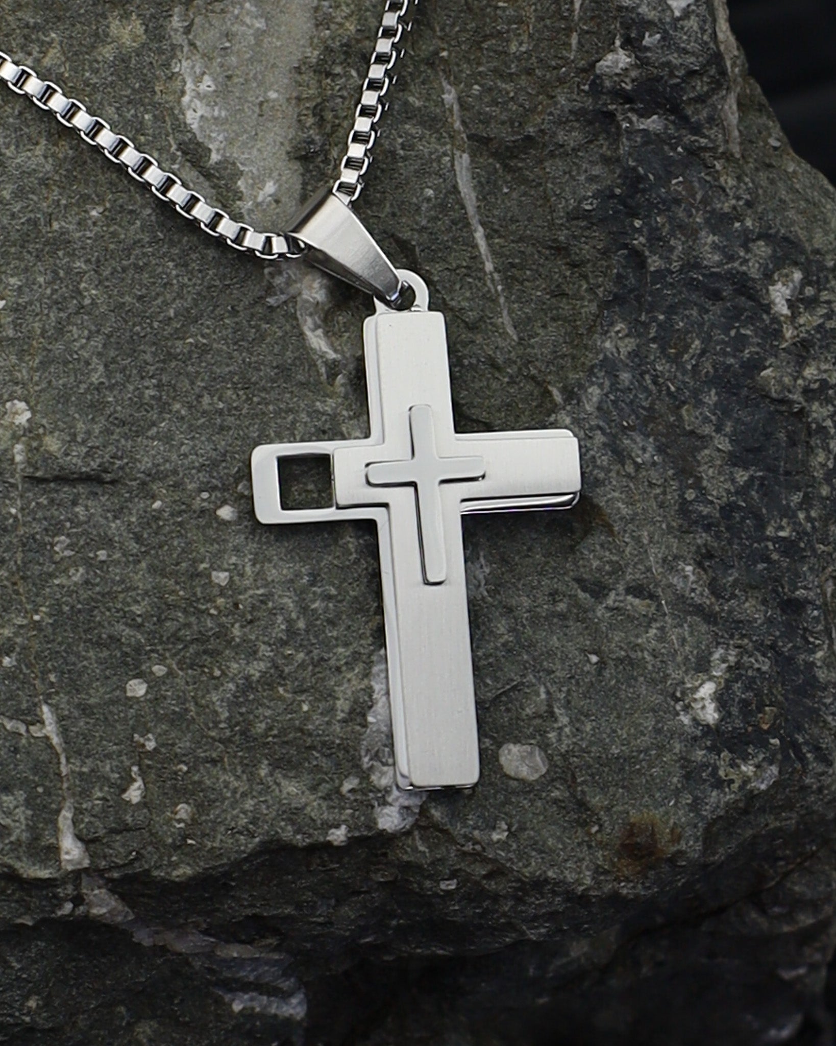 Valor Cross